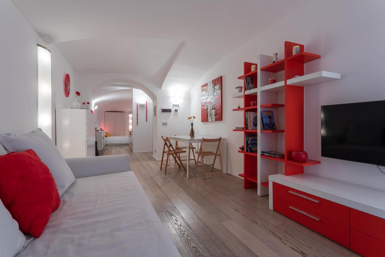 Red Studio Near Porta Nuova By Wonderful Italy トリノ エクステリア 写真