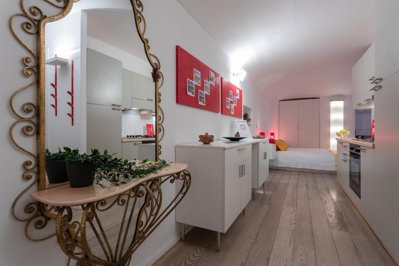 Red Studio Near Porta Nuova By Wonderful Italy トリノ エクステリア 写真