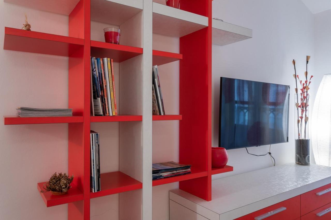 Red Studio Near Porta Nuova By Wonderful Italy トリノ エクステリア 写真